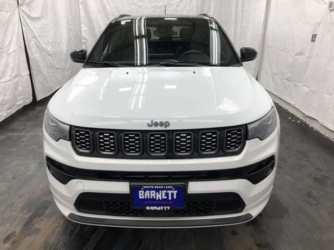 Used 2024 Jeep Compass Limited w/ High Altitude Package image 7