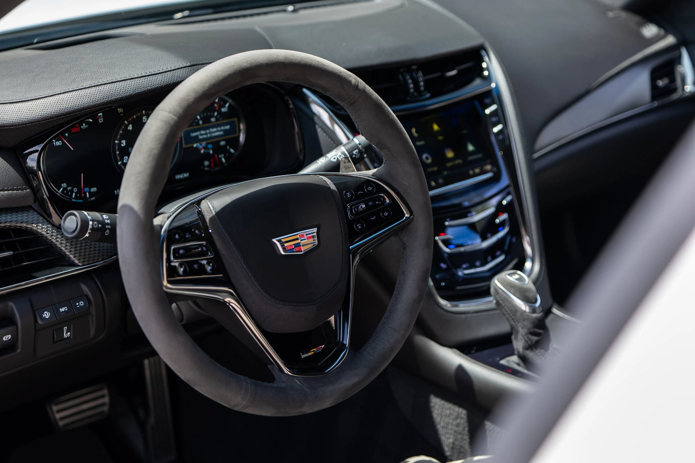 Used 2019 Cadillac CTS V w/ Carbon Fiber Package RWD image 18