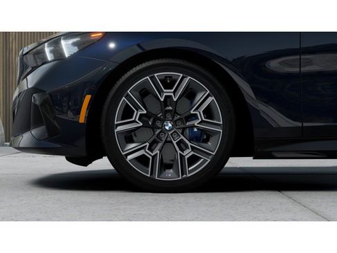 New 2026 BMW 530i xDrive w/ M Sport Package image 7