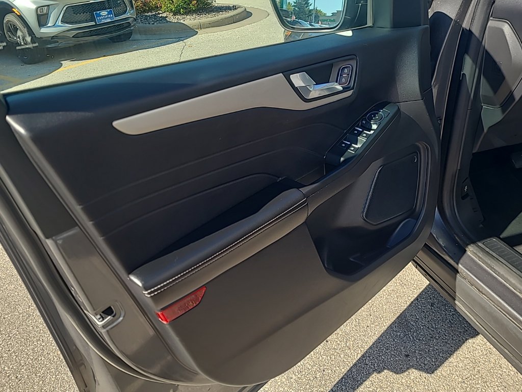 Used 2021 Ford Escape SE AWD/4WD image 11