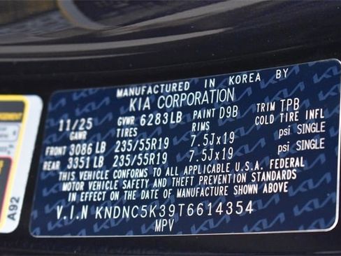 New 2026 Kia Carnival EX image 39