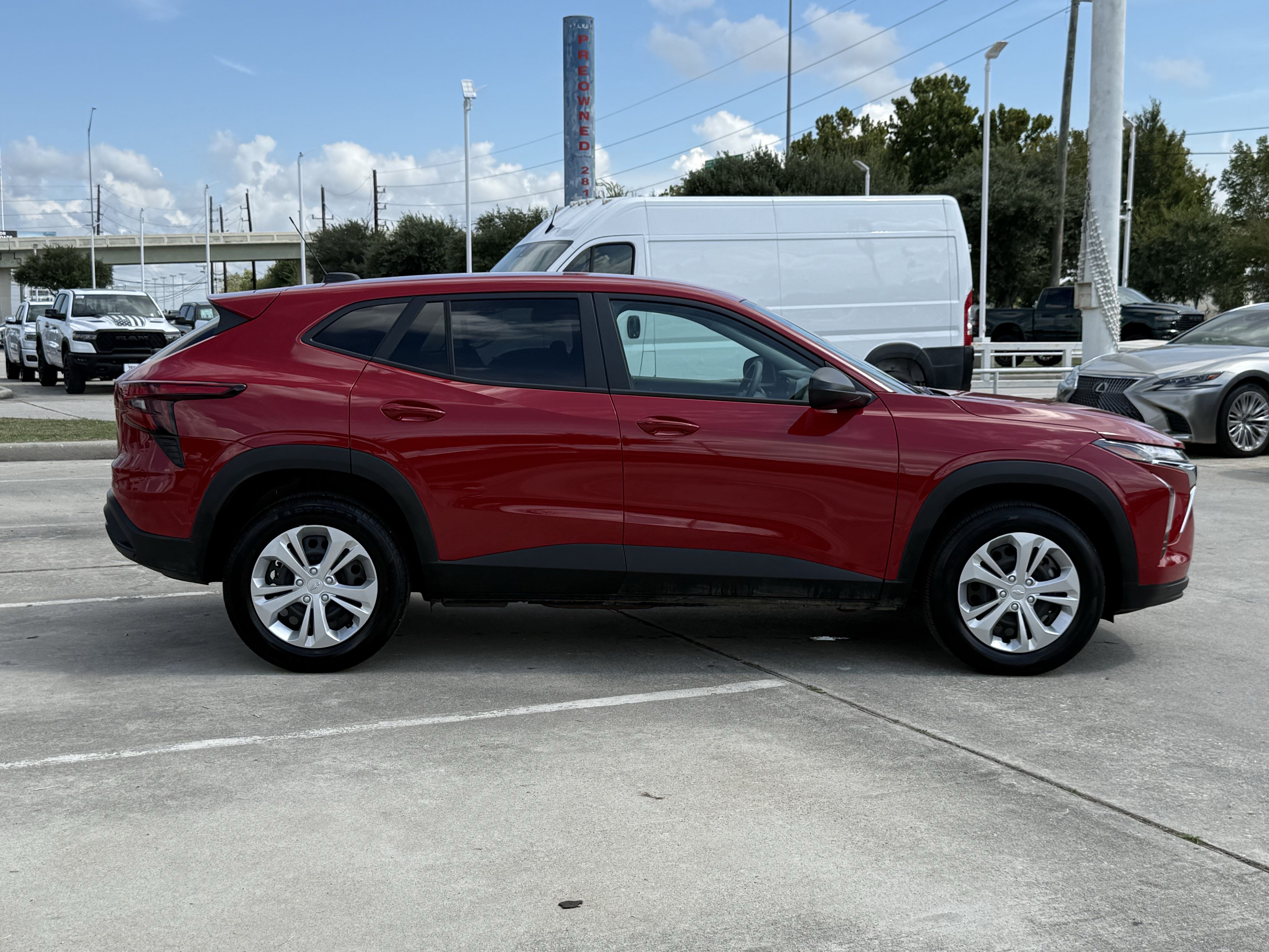 Used 2026 Chevrolet Trax LS FWD image 3