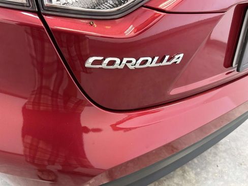 Used 2025 Toyota Corolla LE FWD image 8