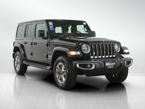 Used 2021 Jeep Wrangler Unlimited Sahara w/ Uconnect 4C Nav & Sound Group AWD/4WD image 7