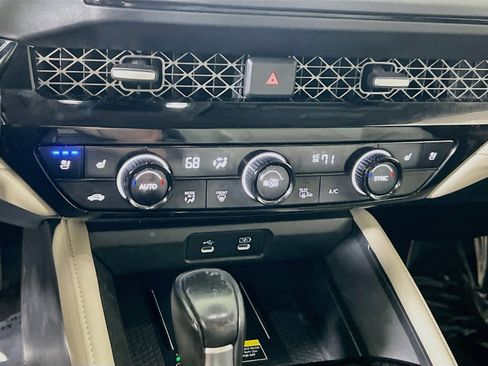 Used 2023 Honda Accord Touring image 15
