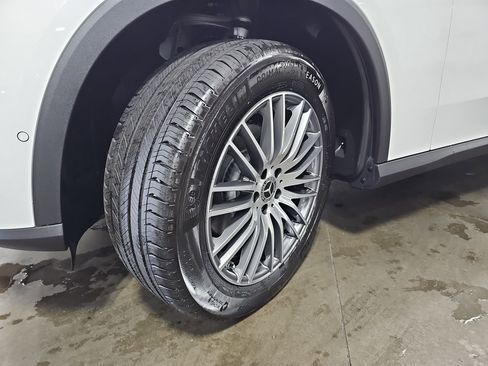 New 2026 Mercedes-Benz GLC 300 image 35