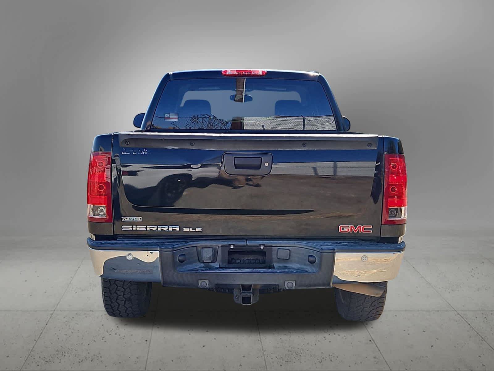Used 2010 GMC Sierra 1500 SLE w/ Texas Edition RWD image 16