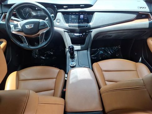 Certified 2024 Cadillac XT5 Premium Luxury FWD image 14