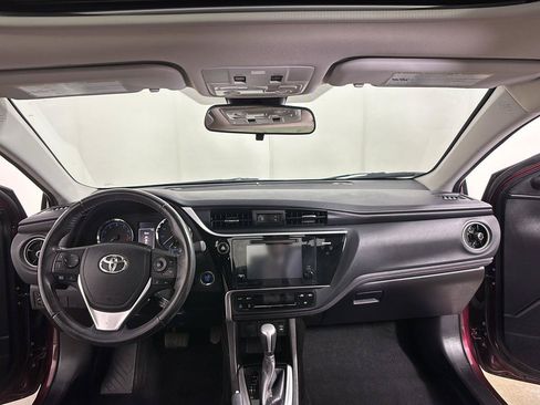 Used 2017 Toyota Corolla SE 50th Anniversary FWD image 9