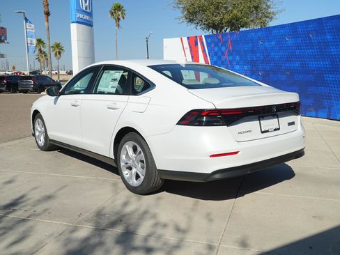 New 2026 Honda Accord LX image 9