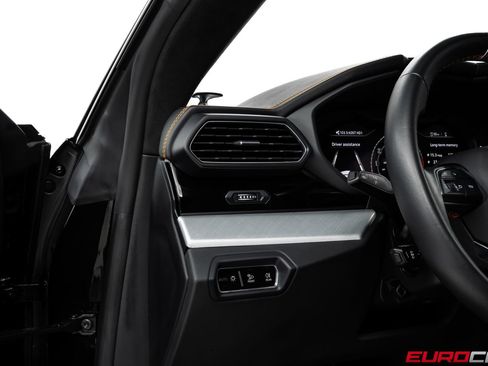 Used 2023 Lamborghini Urus S AWD/4WD image 26