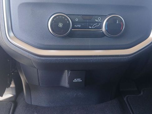 New 2026 Ford Expedition Active RWD image 24