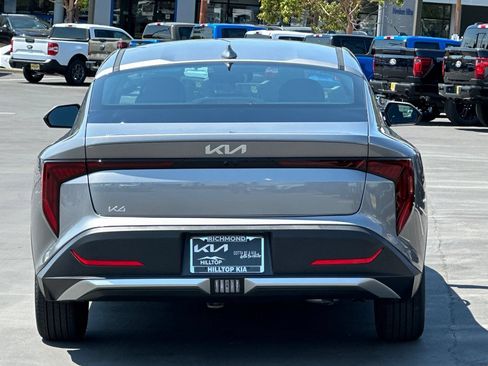 New 2026 Kia K4 FWD image 5