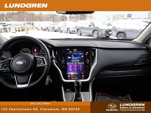 Used 2022 Subaru Outback Premium image 4