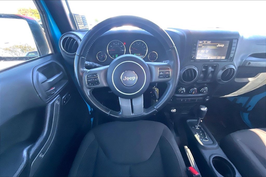 Used 2017 Jeep Wrangler Sport AWD/4WD image 5