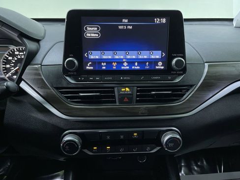 Used 2023 Nissan Altima 2.5 SV image 21