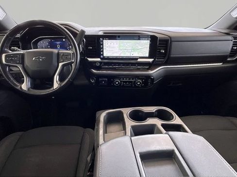 Used 2022 Chevrolet Silverado 1500 RST AWD/4WD image 7