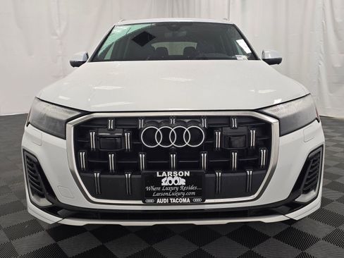 Used 2025 Audi Q7 3.0T Premium Plus AWD/4WD image 8