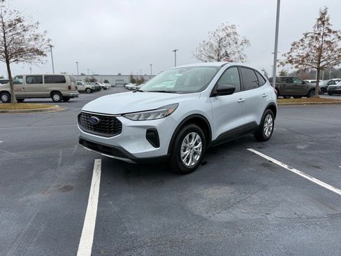 New 2026 Ford Escape Active FWD image 3