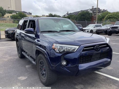 Used 2023 Toyota 4Runner SR5 Premium w/ Moonroof Package RWD image 6