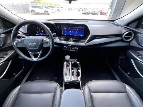 Used 2024 Chevrolet Trax ACTIV w/ Driver Confidence Package FWD image 15