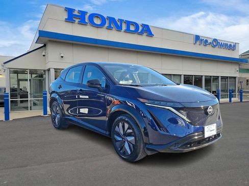 Used 2024 Nissan Ariya AWD image 3