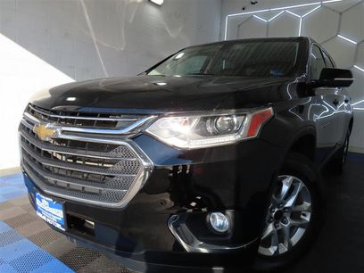 Used 2020 Chevrolet Traverse LT