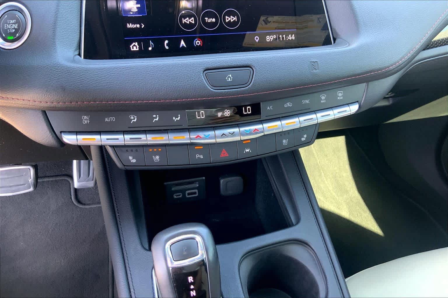 Used 2019 Cadillac XT4 Sport AWD/4WD image 35