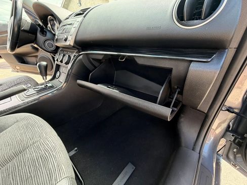 Used 2009 MAZDA MAZDA6 s Touring w/ Moonroof & Bose Pkg FWD image 34