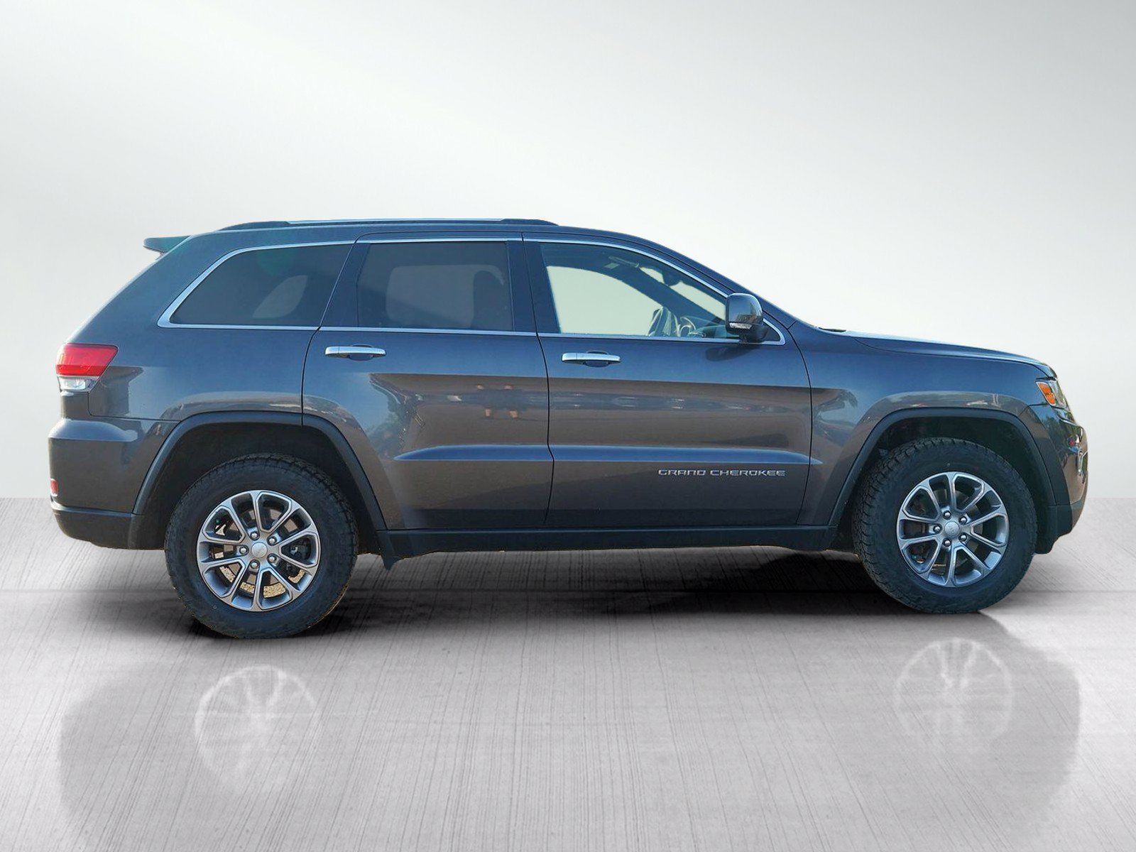 Used 2014 Jeep Grand Cherokee Limited w/ Trailer Tow Group IV AWD/4WD image 6