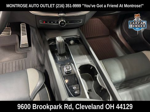 Used 2022 Volvo XC60 T8 R-Design w/ Advanced Package image 23