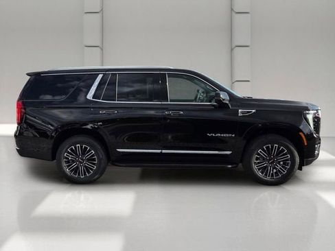 New 2026 GMC Yukon Elevation RWD image 6