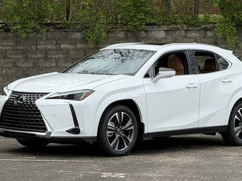New 2026 Lexus UX 300h AWD image 7