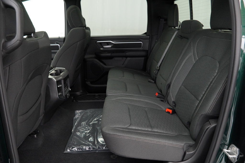 New 2026 RAM 1500 Big Horn AWD/4WD image 17