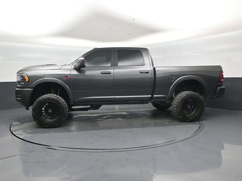 Used 2024 RAM 2500 Limited AWD/4WD image 7
