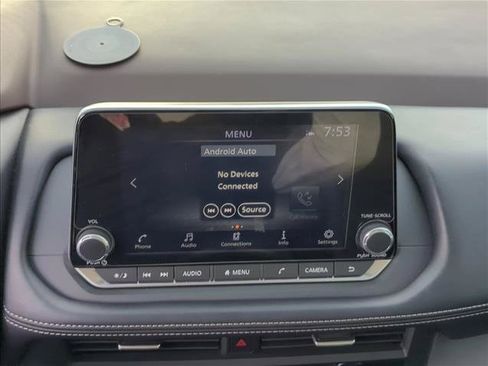 Used 2023 Nissan Rogue SV FWD image 19