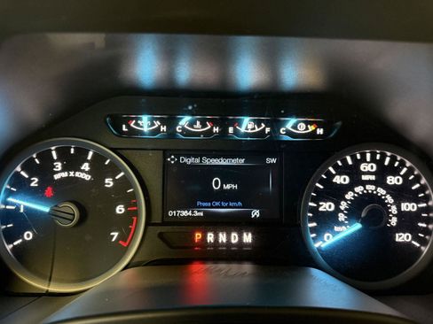 Used 2020 Ford F150 XLT w/ Equipment Group 302A Luxury image 3