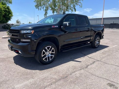 Used 2019 Chevrolet Silverado 1500 LT Trail Boss image 4