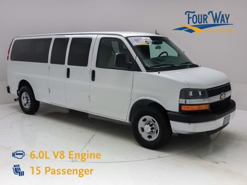 Used 2015 Chevrolet Express 3500 LT w/ LT Preferred Equipment Group RWD image 1