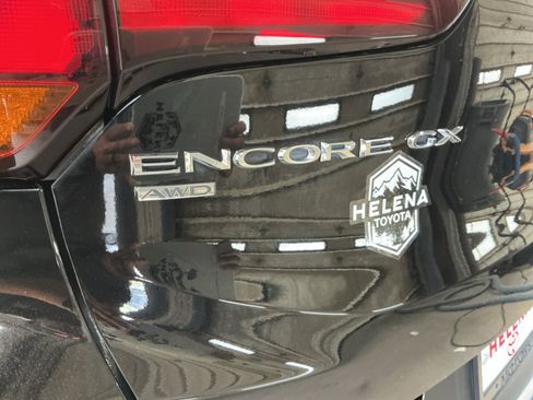 Used 2022 Buick Encore GX Select AWD/4WD image 21