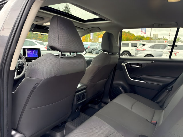 Used 2024 Toyota RAV4 XLE w/ Convenience Package AWD/4WD image 16