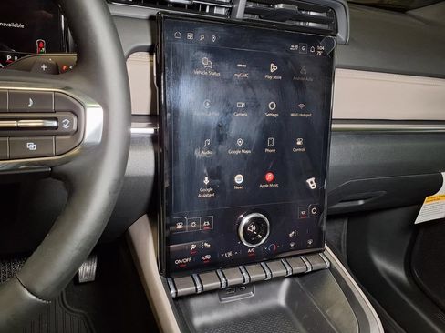 New 2027 GMC Terrain Elevation FWD image 18