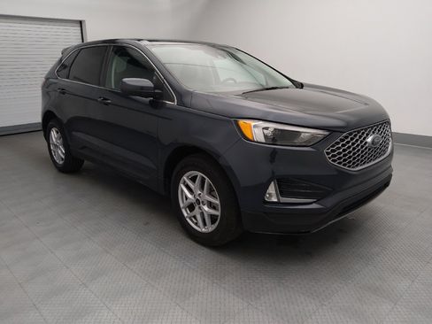 Used 2024 Ford Edge SEL w/ Convenience Package AWD/4WD image 11