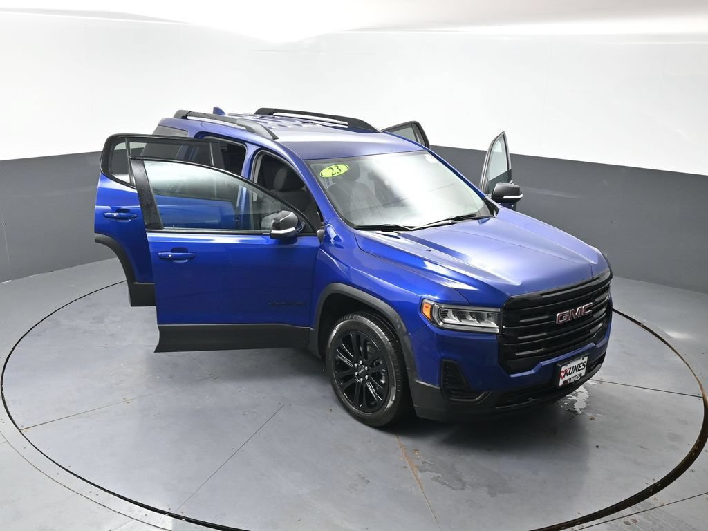 Used 2023 GMC Acadia SLE w/ Driver Convenience Package FWD image 62