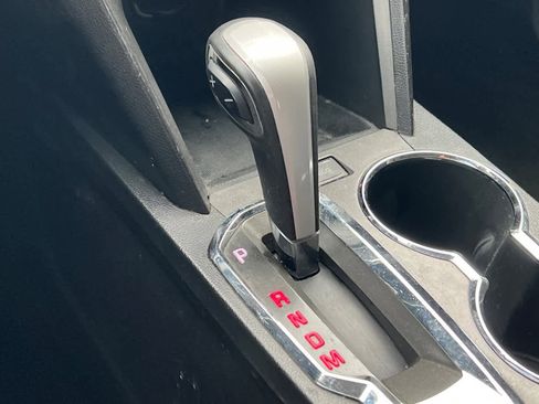 Used 2014 GMC Terrain SLE image 24