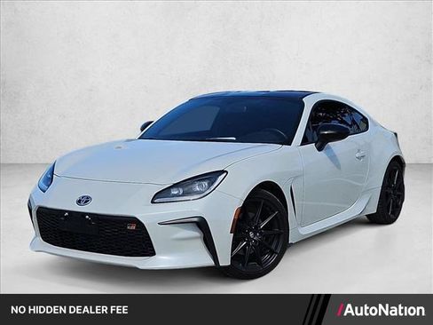 Used 2024 Toyota GR86 Premium RWD image 1