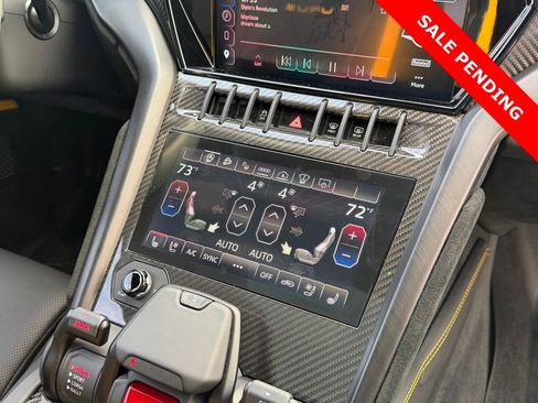 Used 2024 Lamborghini Urus Performante image 38