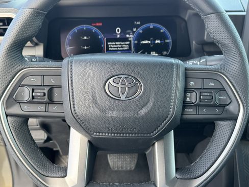 New 2026 Toyota Tacoma TRD Off-Road AWD/4WD image 21