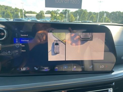 New 2026 Chevrolet Traverse LT w/ Enhanced Driving Package image 30