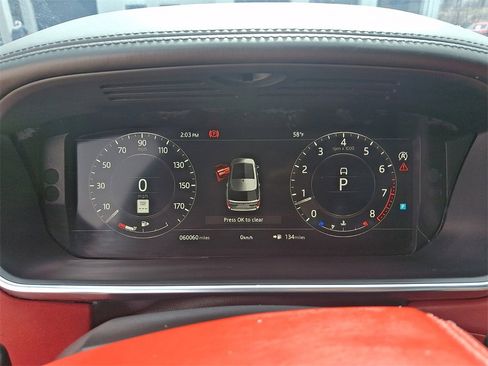 Used 2019 Land Rover Range Rover Autobiography image 23